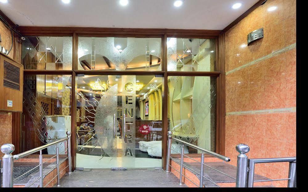 Centra Inn New Delhi Bagian luar foto